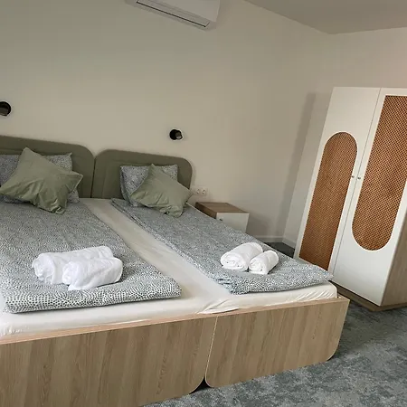 Bed and Breakfast Chardonnay 3*